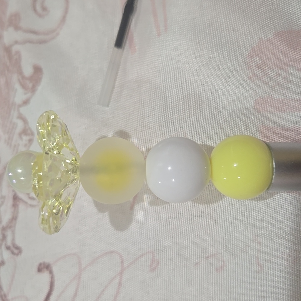 Silver and Yellow Crystal Flower Pen. Includes Extra Ink